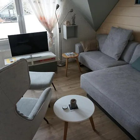 Holiday home Vinnenhus 06 *